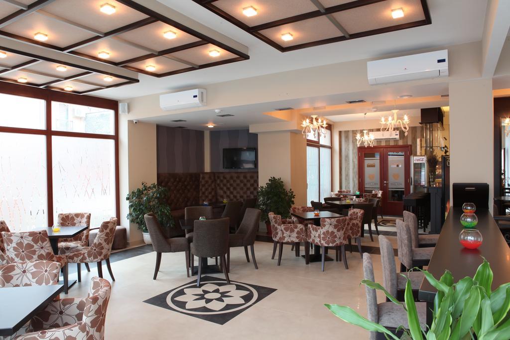 Garni Hotel Tema Nova Čačak Eksteriør bilde