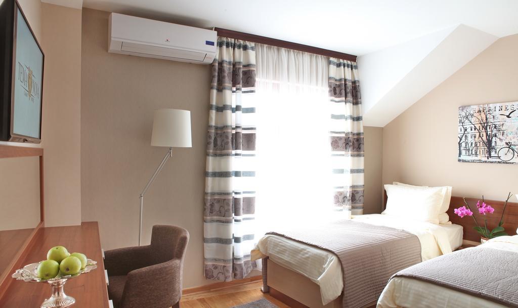 Garni Hotel Tema Nova Čačak Eksteriør bilde