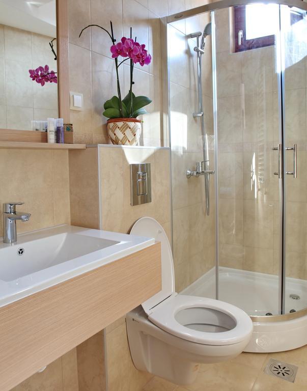 Garni Hotel Tema Nova Čačak Rom bilde