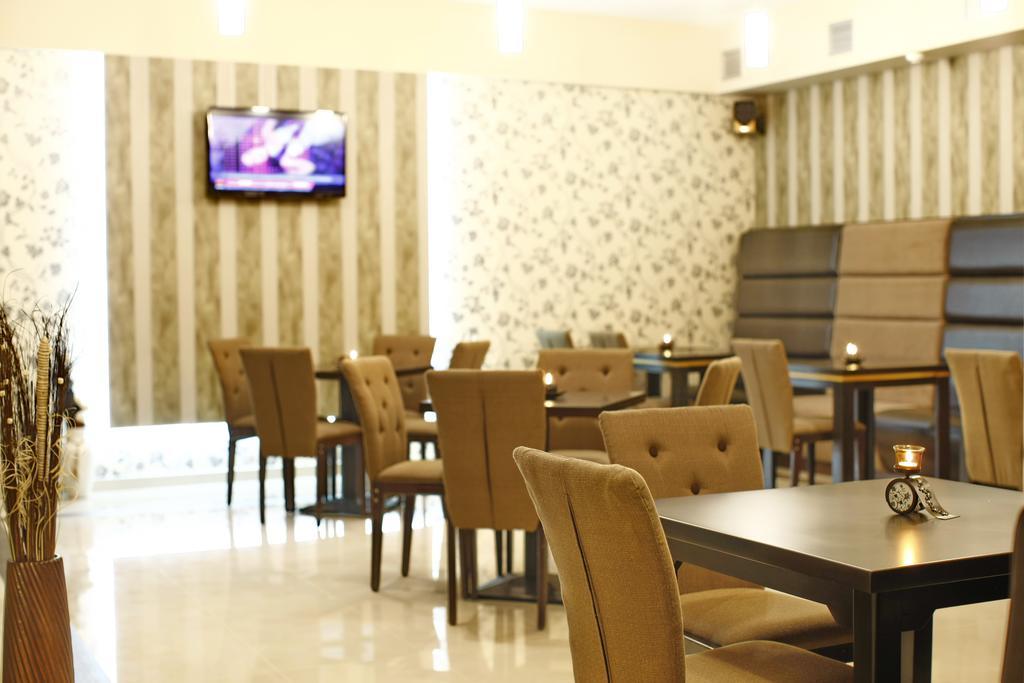 Garni Hotel Tema Nova Čačak Eksteriør bilde