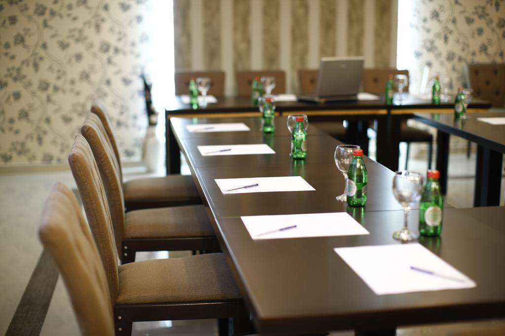Garni Hotel Tema Nova Čačak Eksteriør bilde